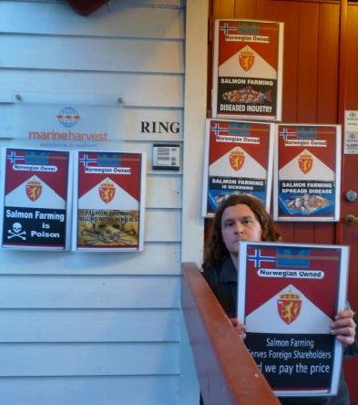 Don outside MH Don outside MH