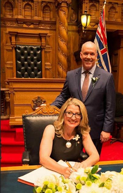 Popham Horgan signing Popham Horgan signing