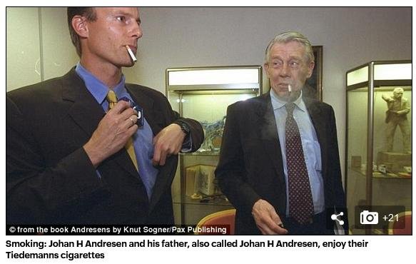 Johan Andresen smoking with Dad